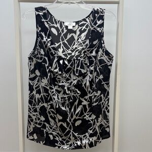Silky black and white Loft tank top M